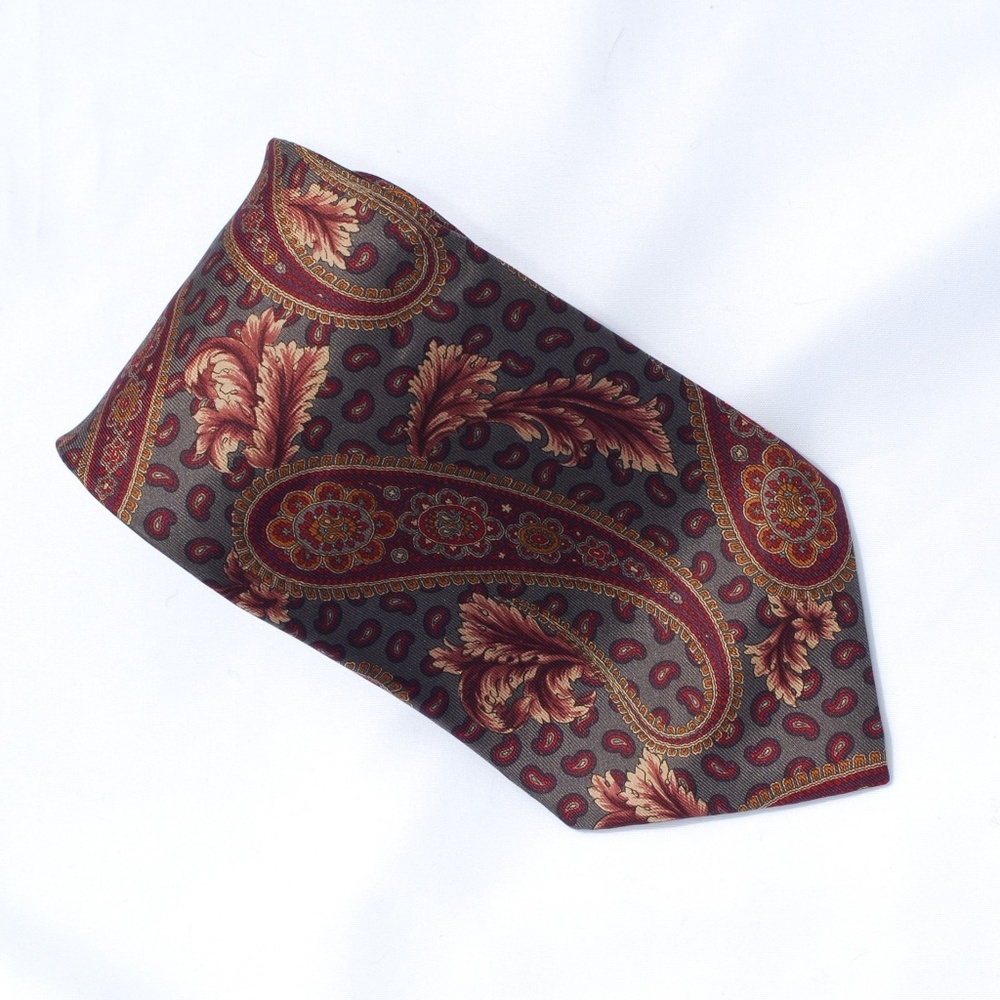 Bill Blass Men's Silk Paisley Tie